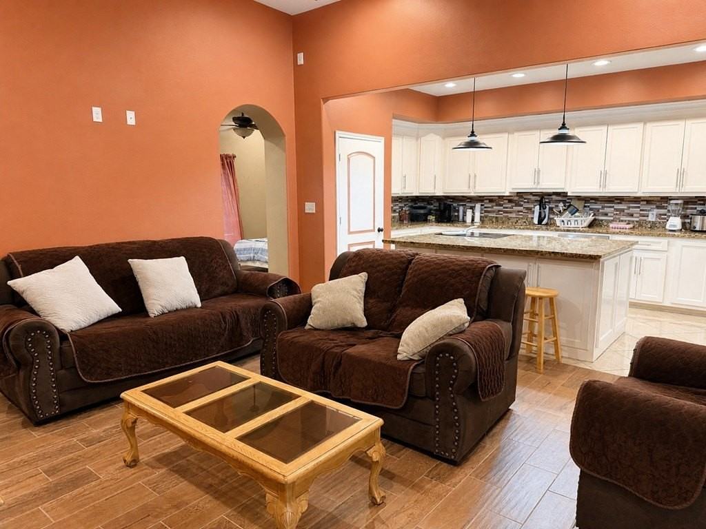 3548 Sauz Dr - Photo 4 of 13