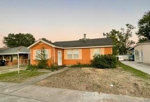 2329 Lyndell Dr - Photo 1 of 1