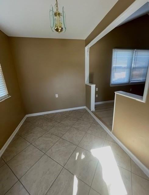 2329 Lyndell Dr - Photo 3 of 15