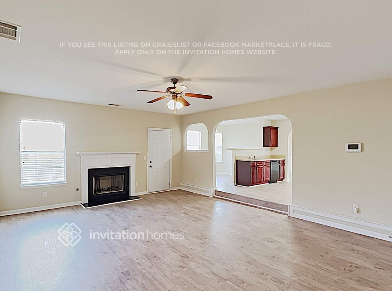 775 Florigen Ln - Photo 5 of 14