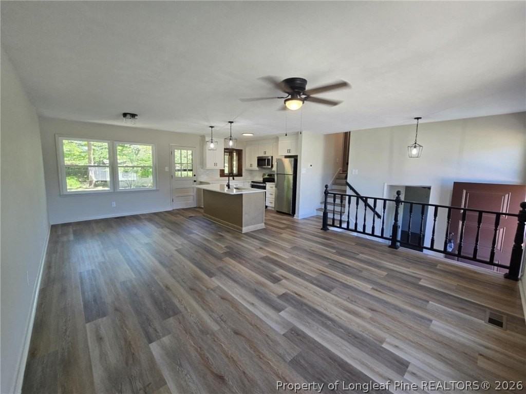 1819 Cawdor Dr - Photo 4 of 29