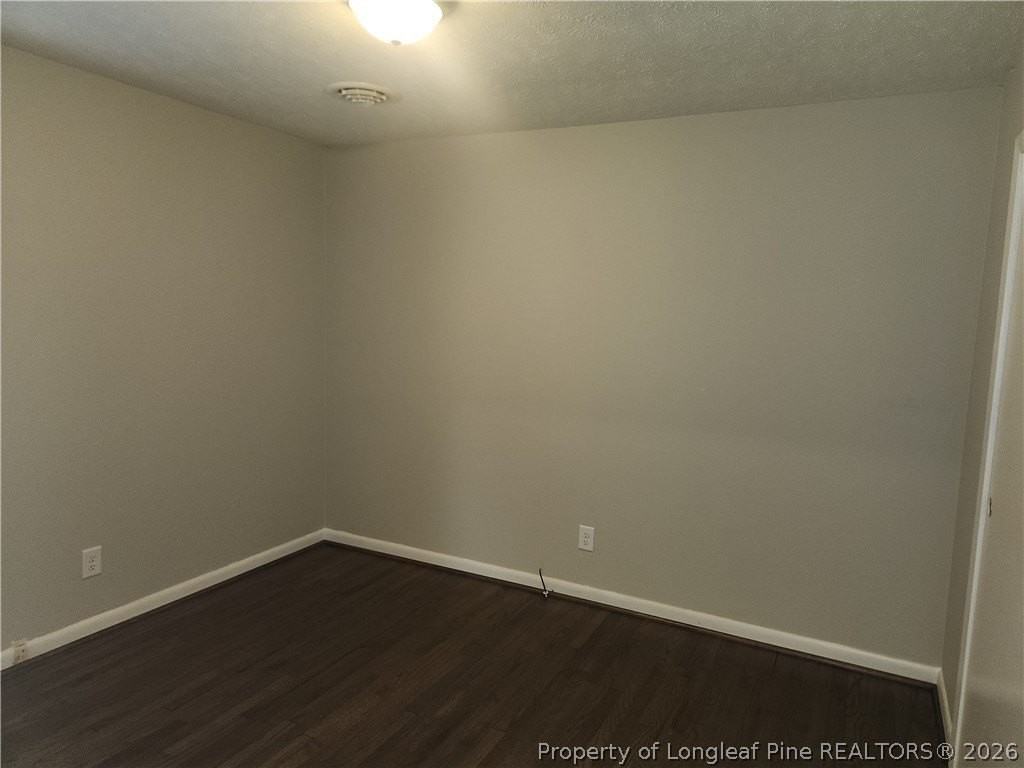 425 Windemere Dr - Photo 7 of 9