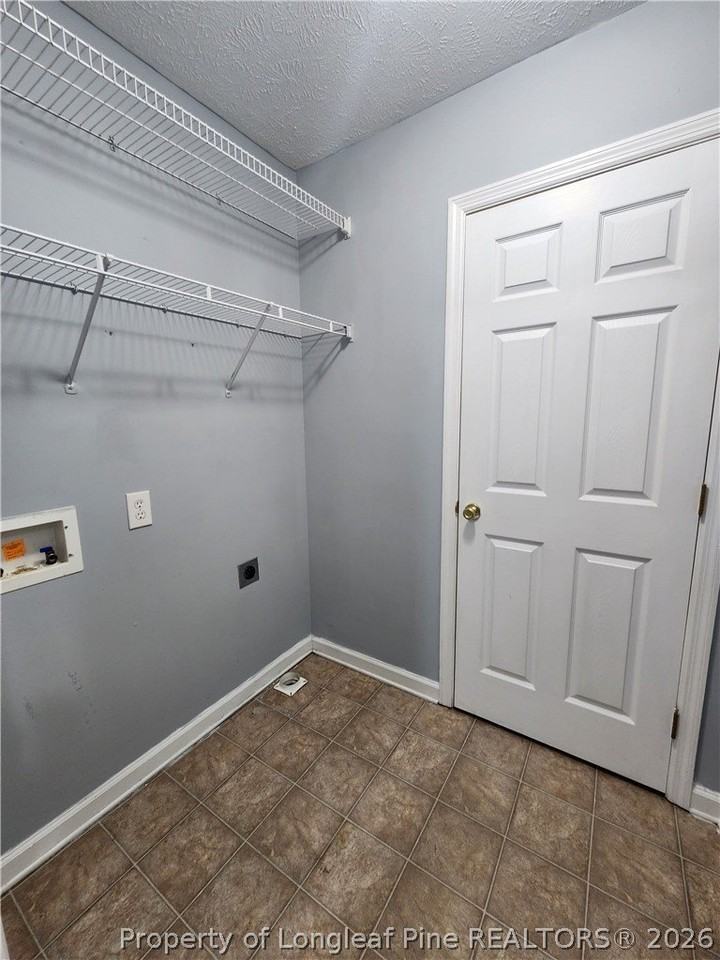 505 Meadowland Ct #9 - Photo 6 of 12