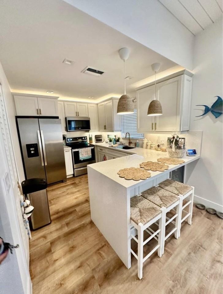 106 Mangrove Ave - Photo 5 of 15