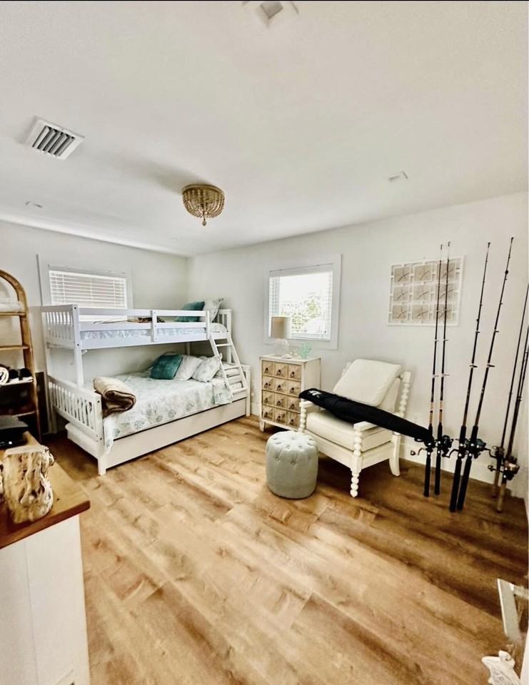 106 Mangrove Ave - Photo 6 of 15