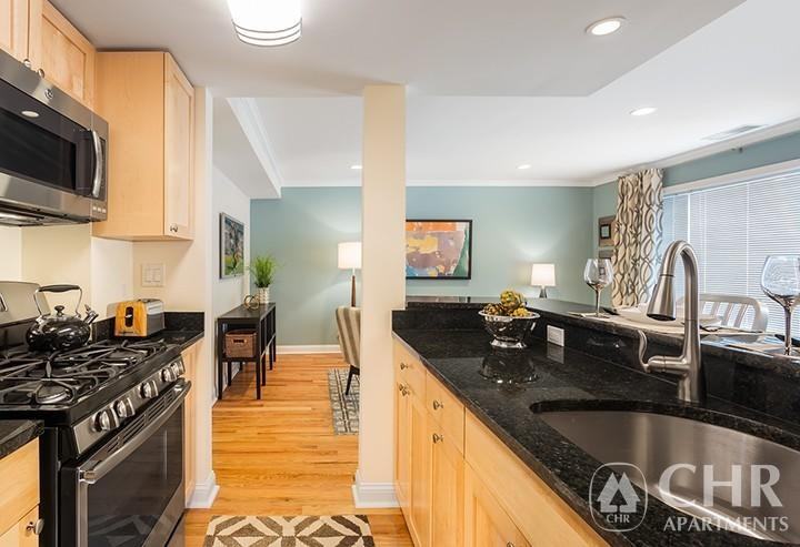176 Sherman Rd - Photo 4 of 8