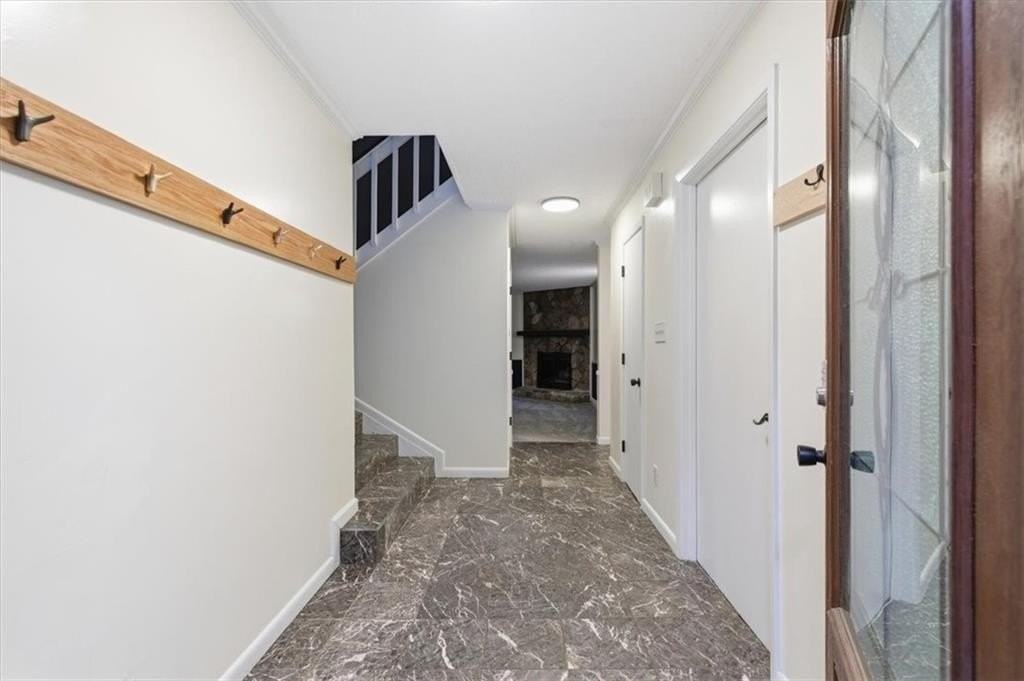 9485 Martin Rd - Photo 4 of 50