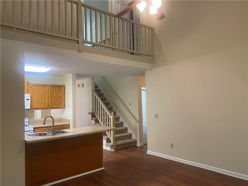 114 Spring Creek Ct - Photo 7 of 38