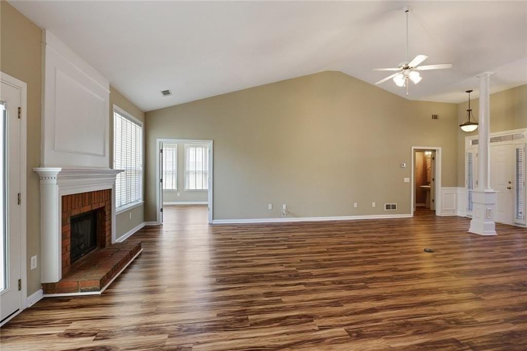 1550 Argonne Ln - Photo 4 of 40