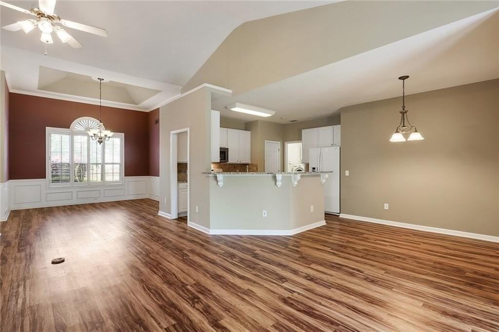 1550 Argonne Ln - Photo 7 of 40