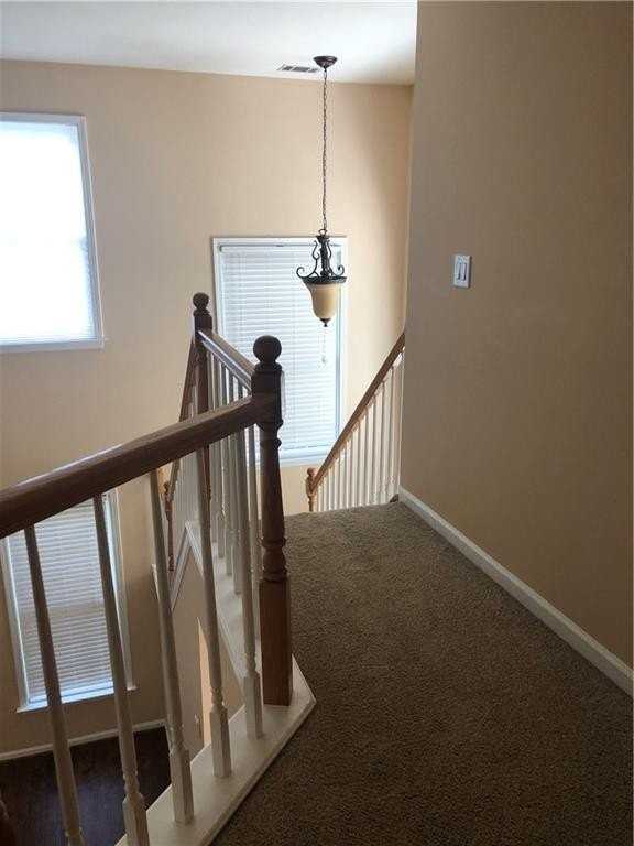 2075 Monroe Dr - Photo 7 of 11