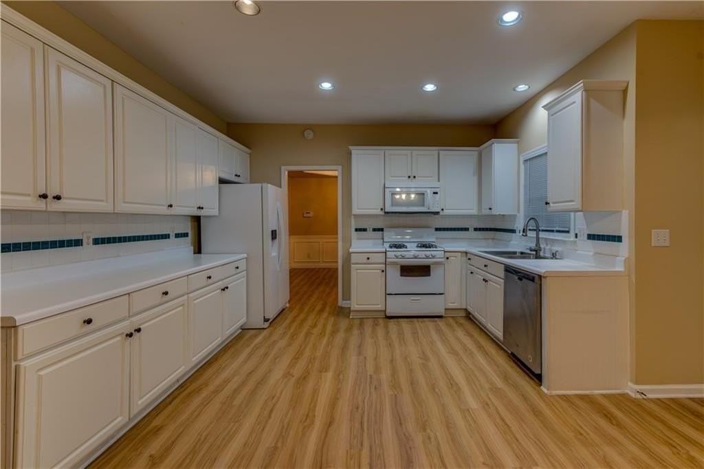 1429 Oglethorpe Dr - Photo 5 of 17