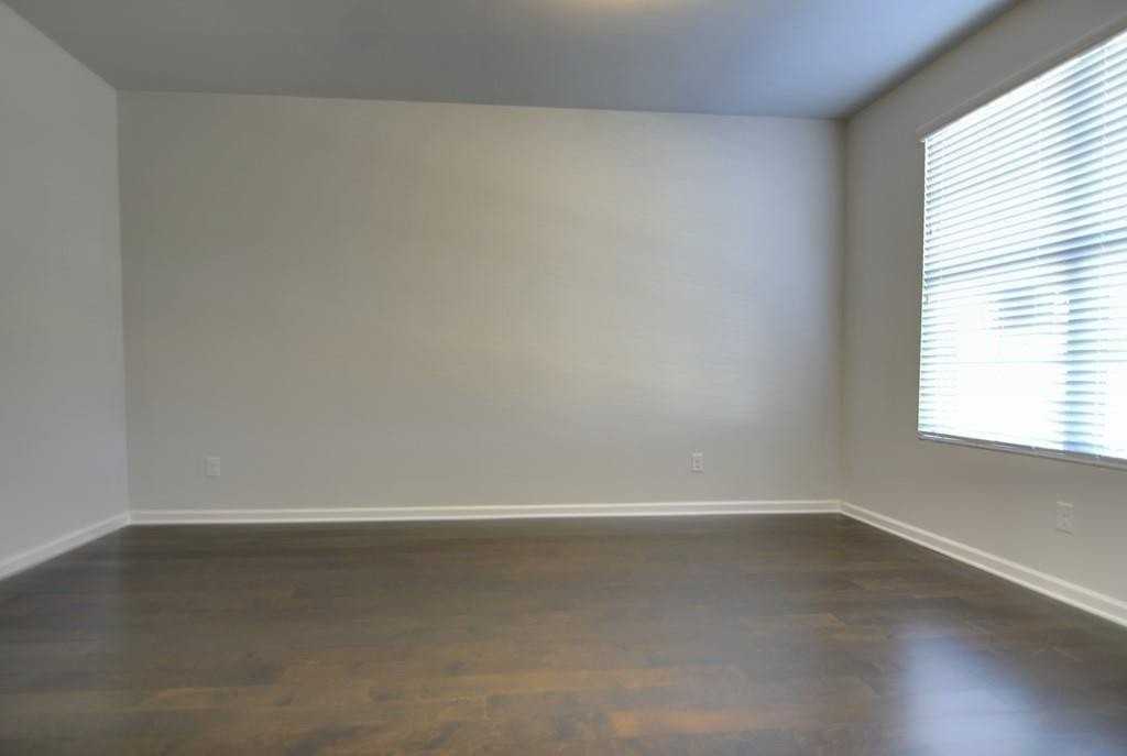 2596 Sori Dr - Photo 5 of 27
