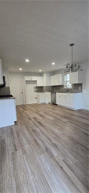 200 Kentshire Pl - Photo 6 of 15