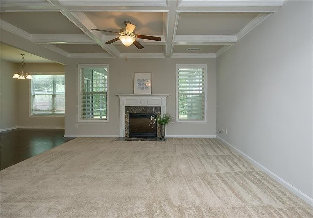 7490 Silk Tree Pointe - Photo 4 of 33