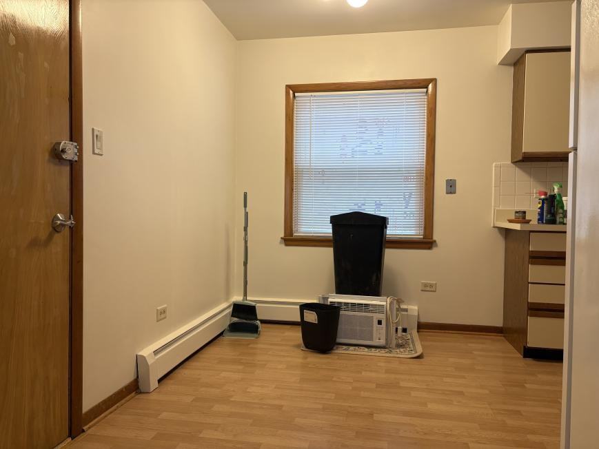 2611 W Logan Blvd - Photo 2 of 10