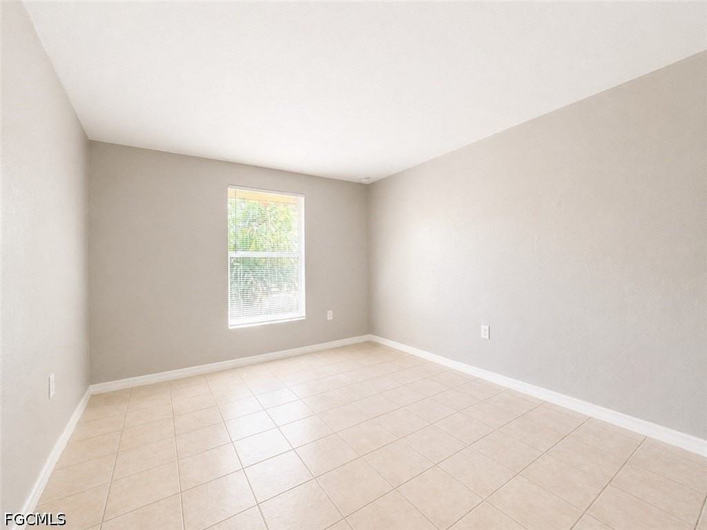 5461 11th Ave - Photo 2 of 9