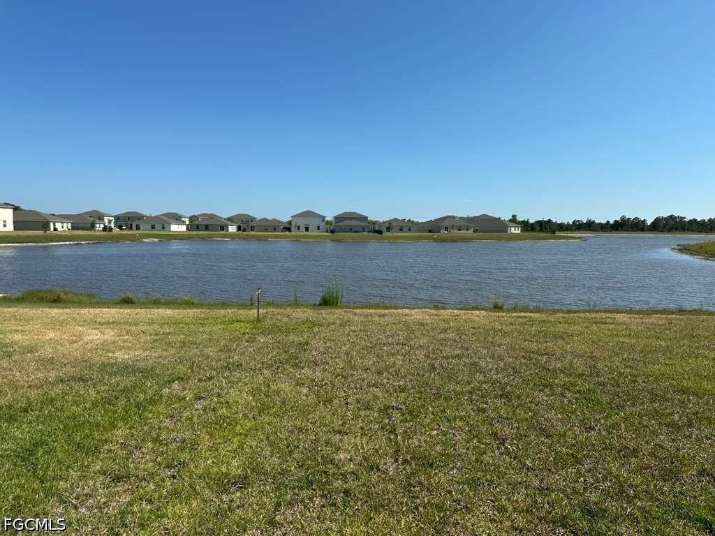 11918 Savanna Lakes Blvd - Photo 5 of 13