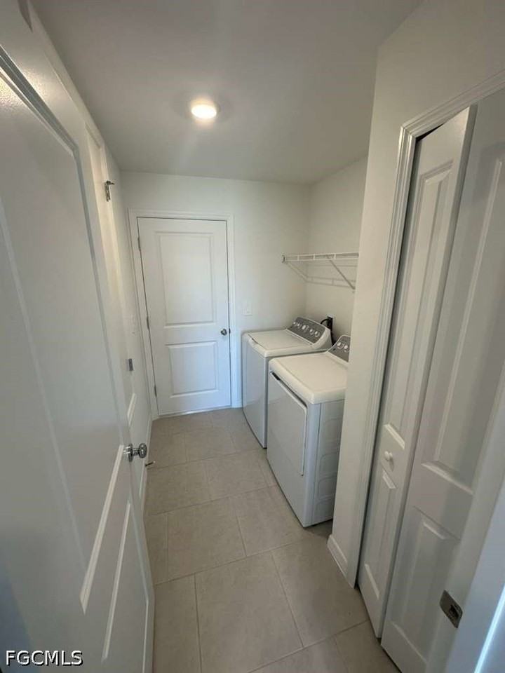 11918 Savanna Lakes Blvd - Photo 7 of 13