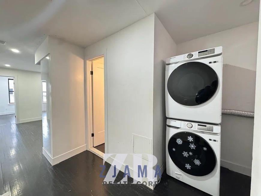 2116 Regent Pl - Photo 4 of 6