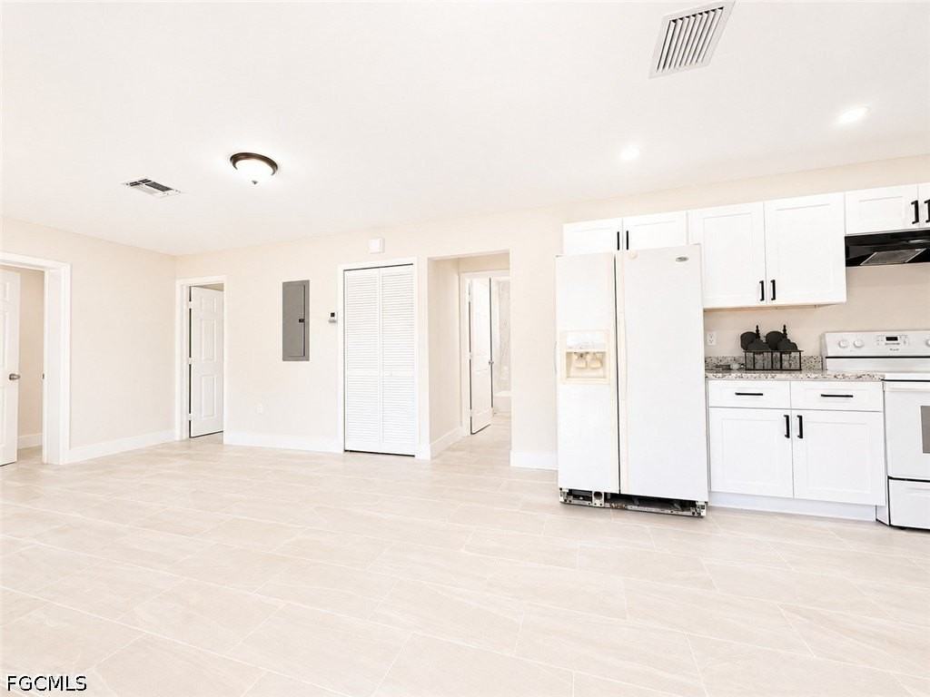4426 Poinsettia St - Photo 4 of 16