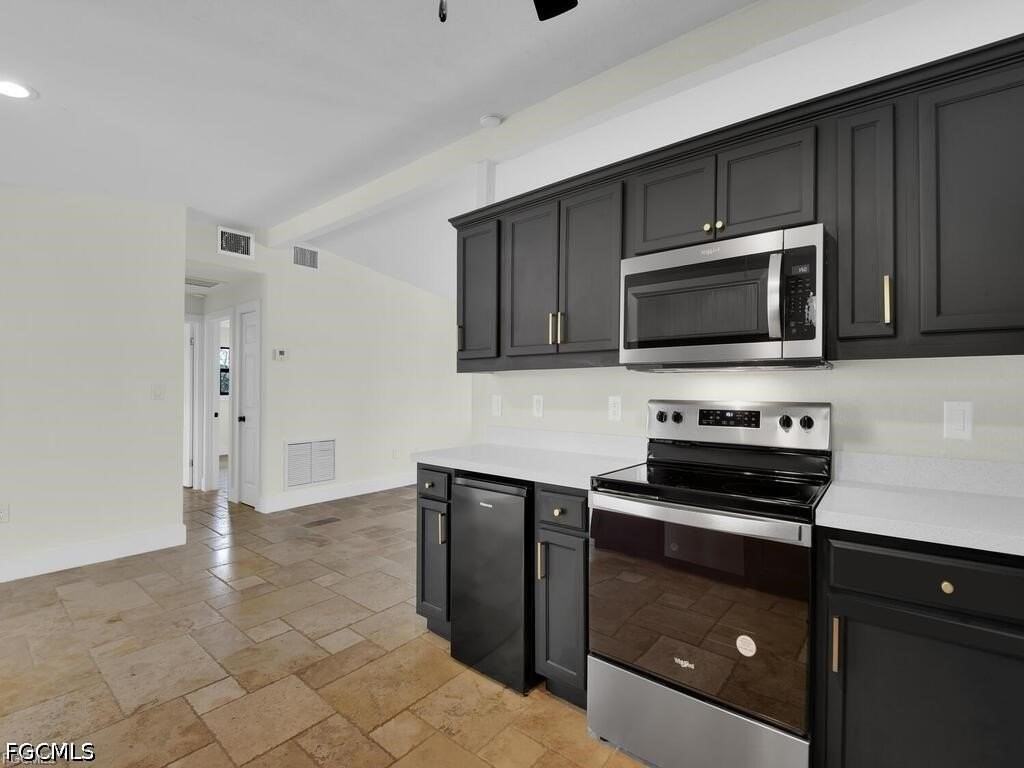 2224 Aldridge Ave - Photo 7 of 21