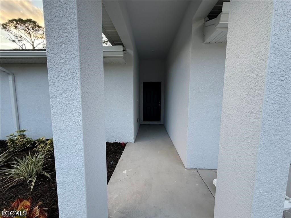 27079 Washington St - Photo 3 of 16