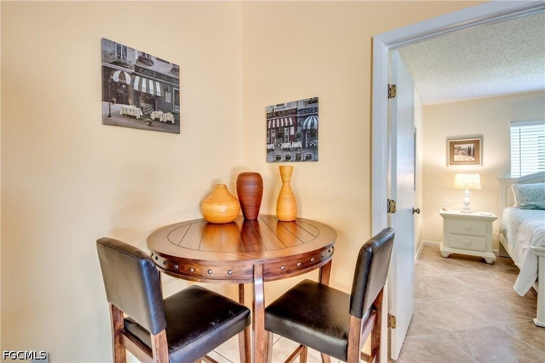 1432 Sw 52nd Ter - Photo 6 of 13