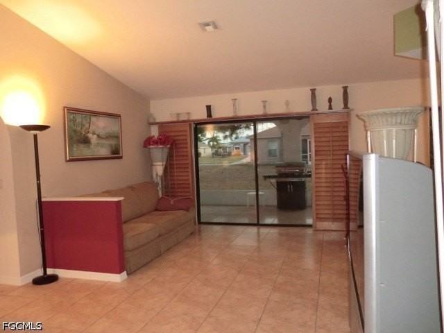 1000 Sw 37th St - Photo 7 of 21