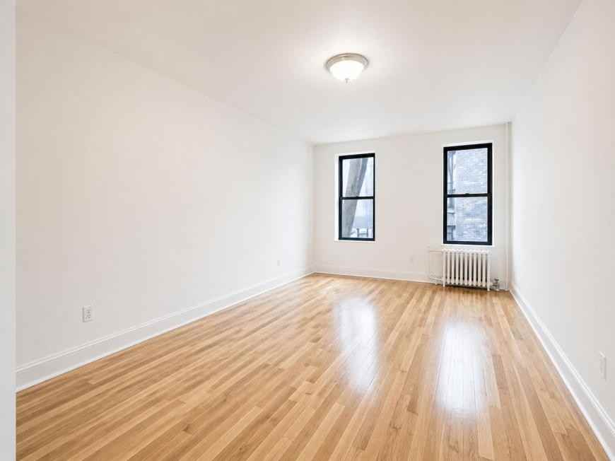 660 Fort Washington Ave - Photo 6 of 10