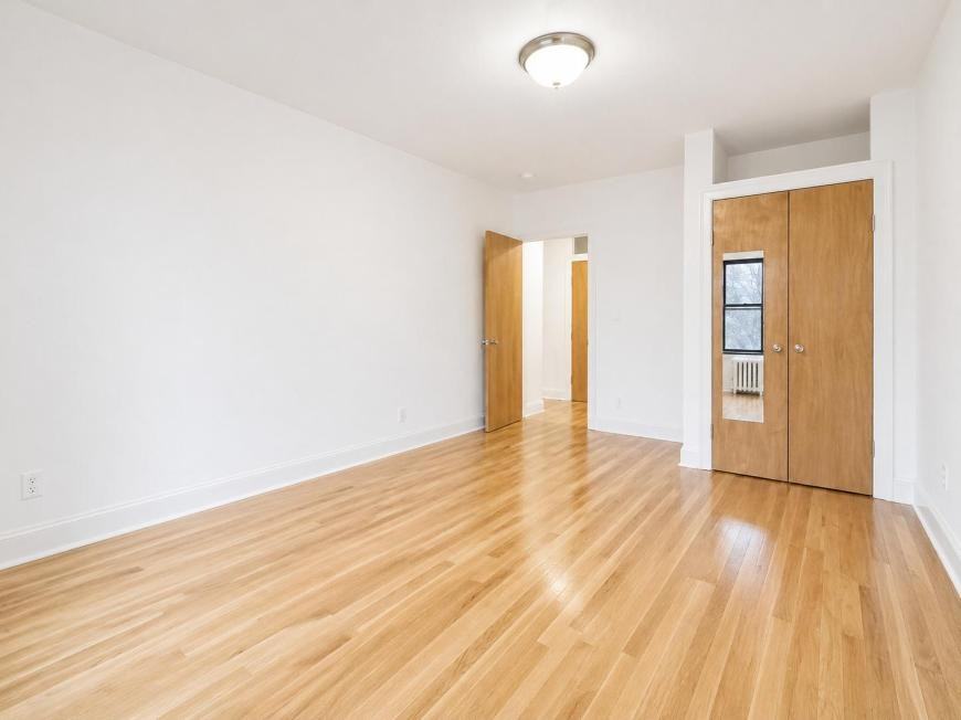 660 Fort Washington Ave - Photo 7 of 10