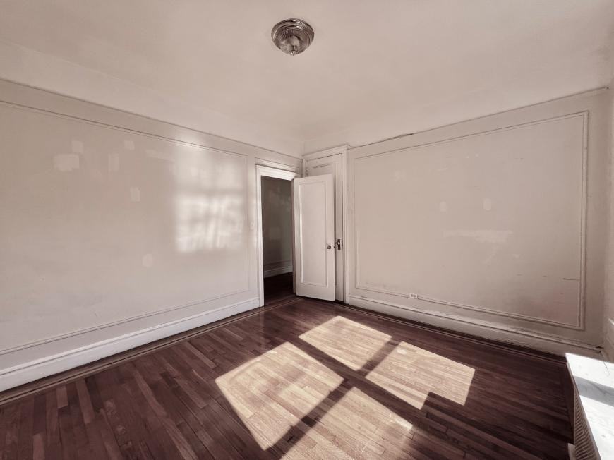 536 Fort Washington Ave - Photo 5 of 10
