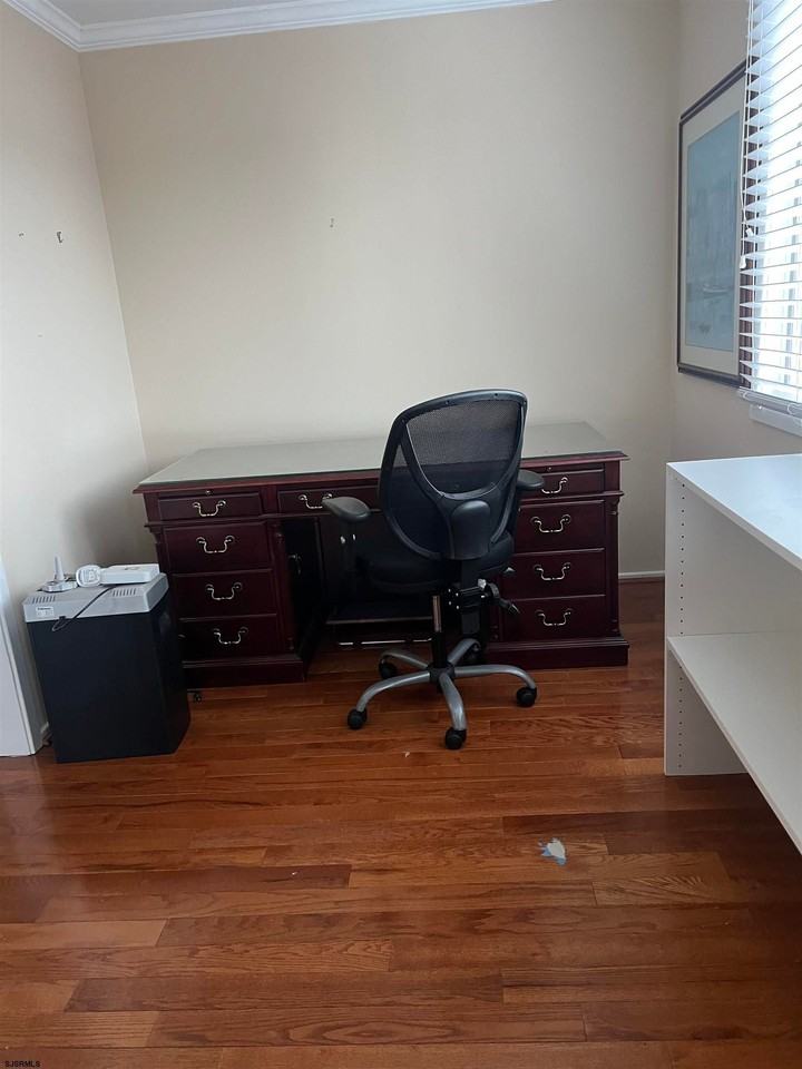 430 Canterbury Ct #2 - Photo 3 of 25