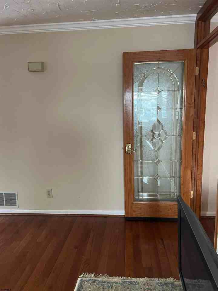430 Canterbury Ct #2 - Photo 5 of 25