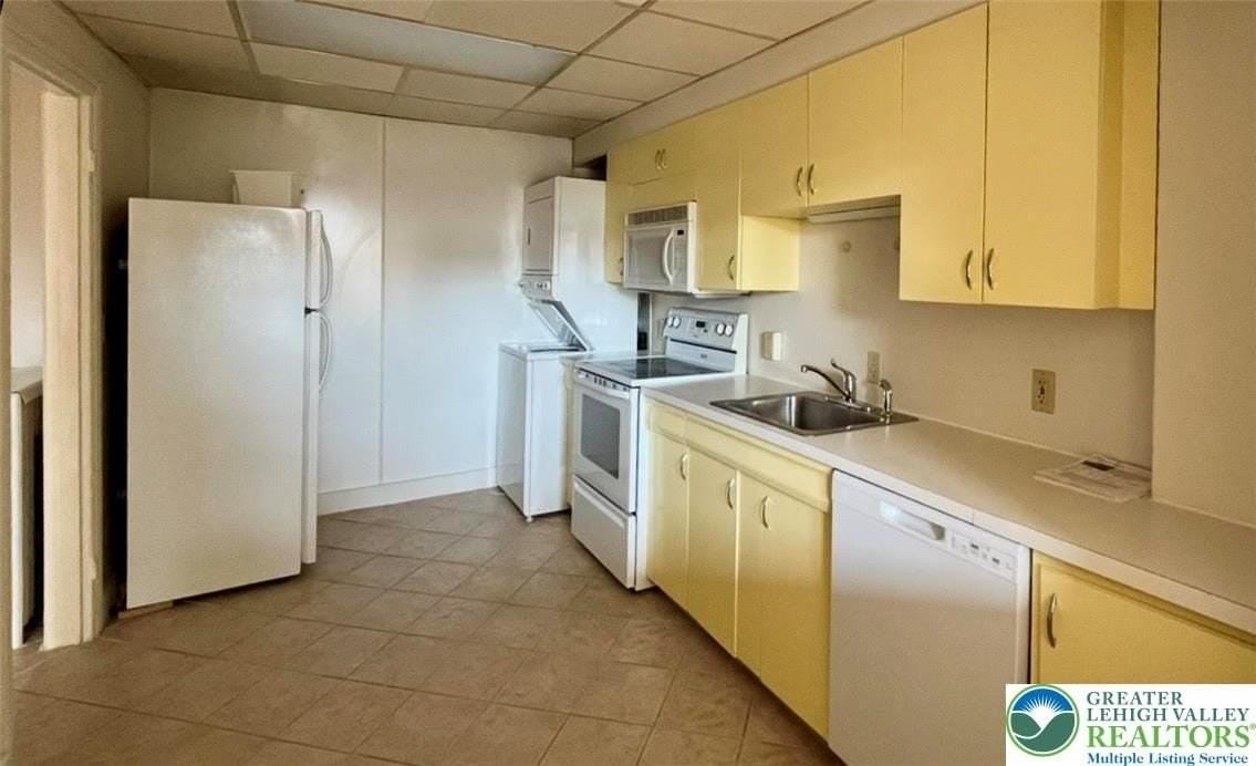 606 W Broad St #F - Photo 7 of 12
