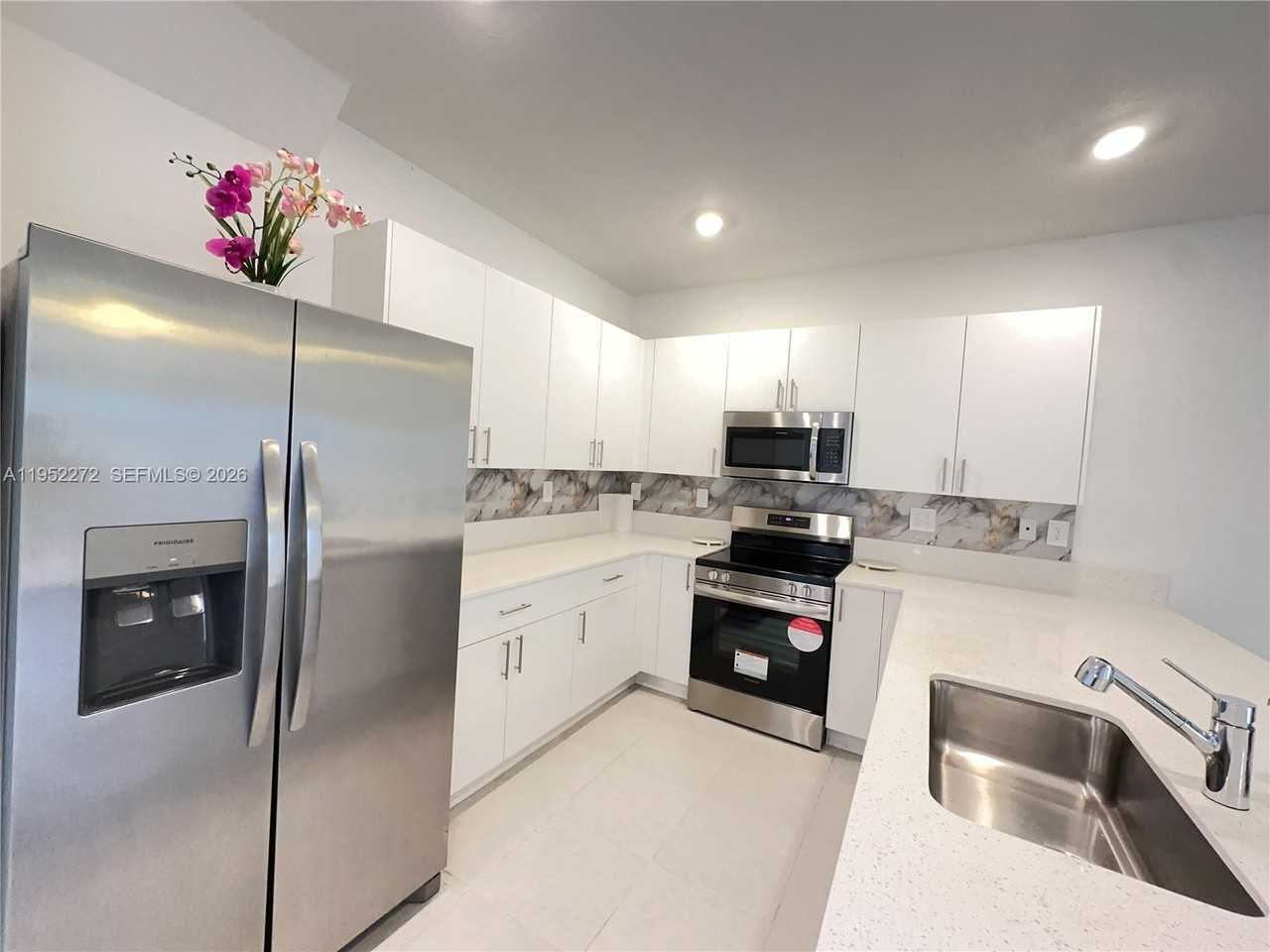12838 Sw 243rd St #O - Photo 4 of 8