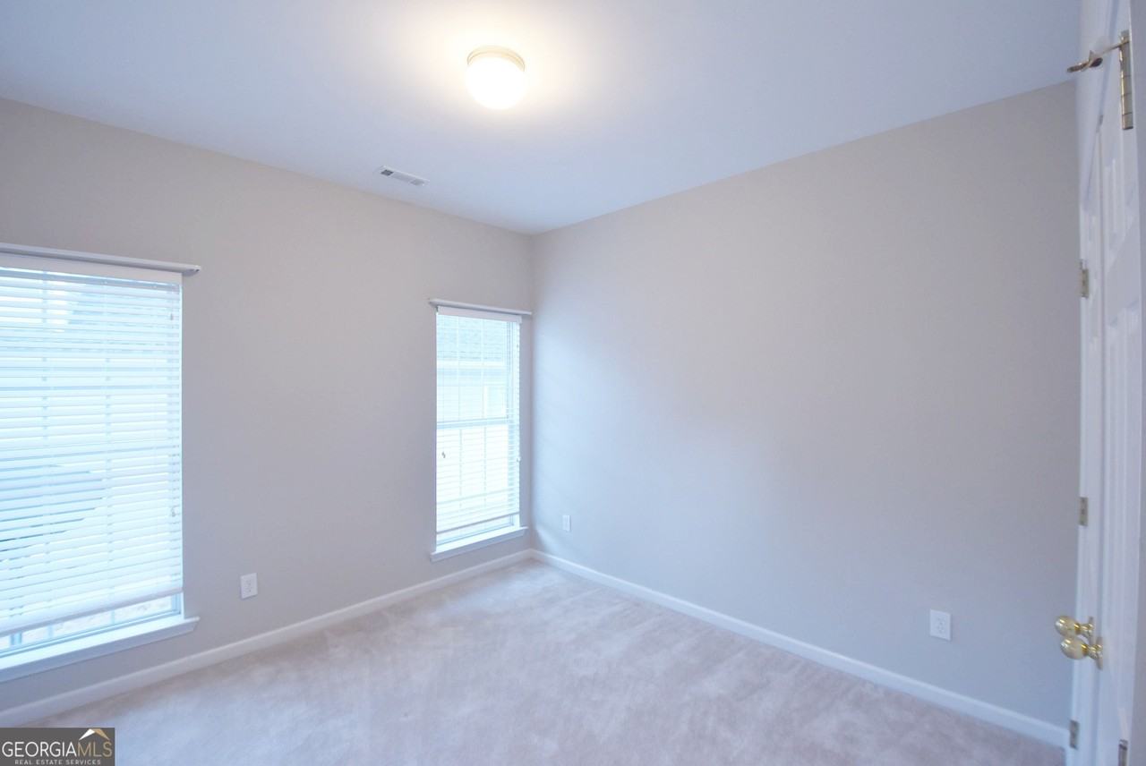 219 Turnbridge Cir - Photo 5 of 44