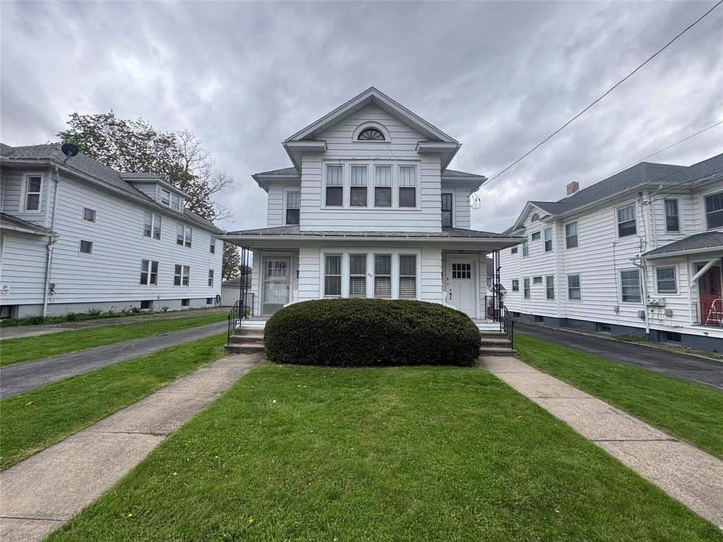 99 Helen St #2
