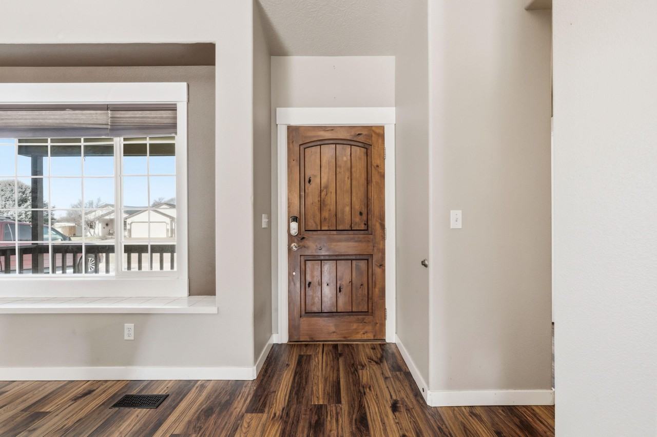 W Mediterranean Ct - Photo 3 of 16