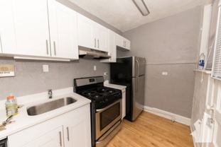 629 W Cornelia Ave #02N - Photo 1 of 1