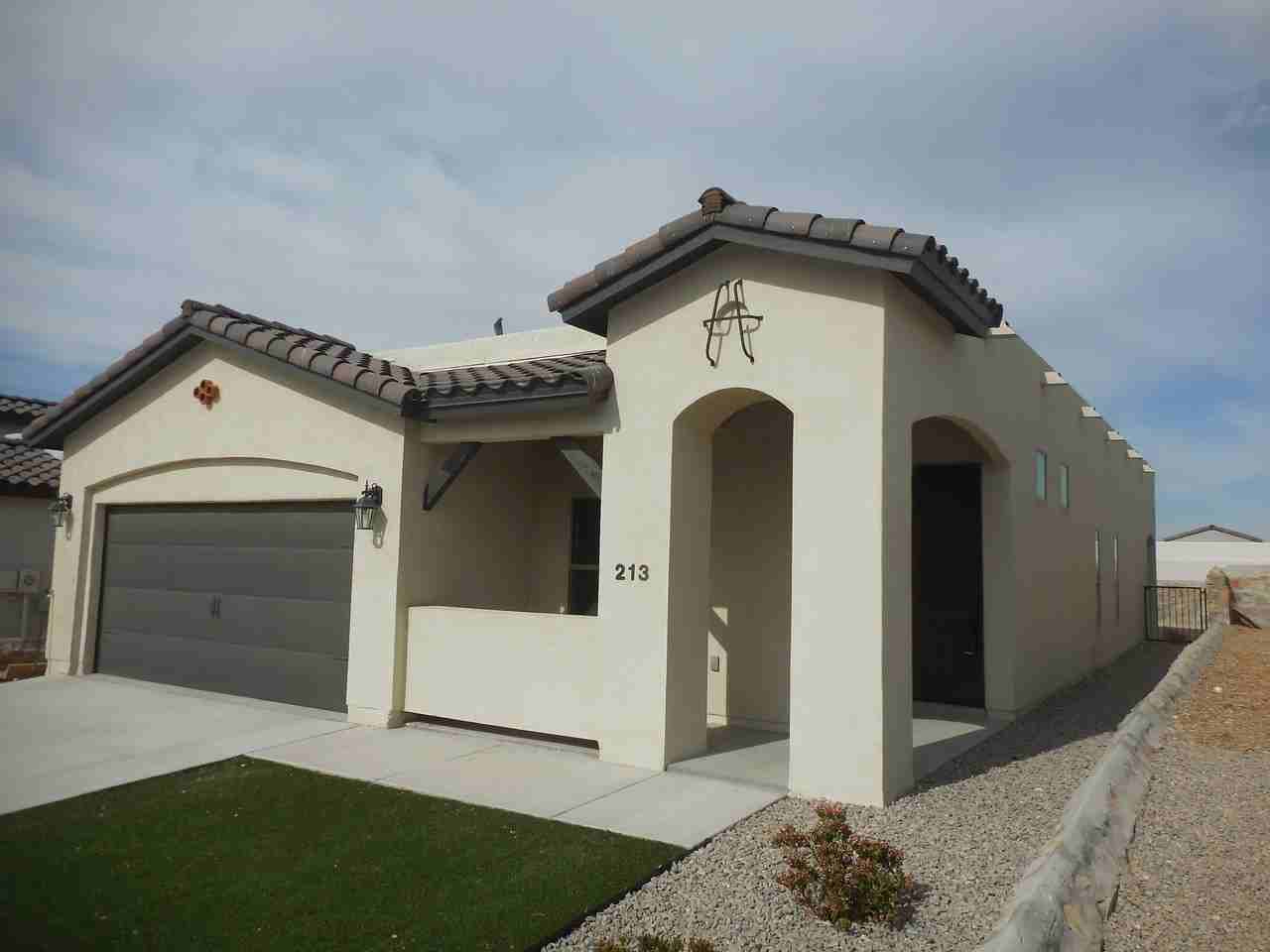 213 Epsom Dr - Photo 3 of 35
