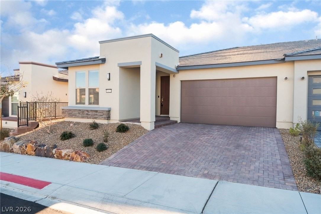 9601 Jadeite Ln - Photo 3 of 36