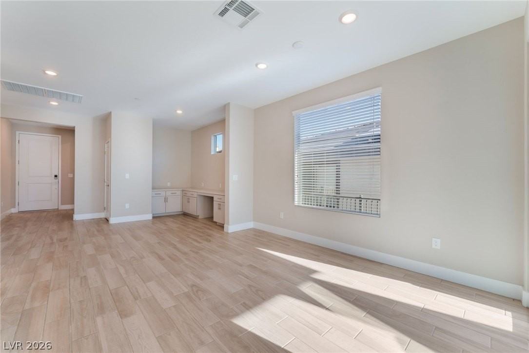 9601 Jadeite Ln - Photo 7 of 36