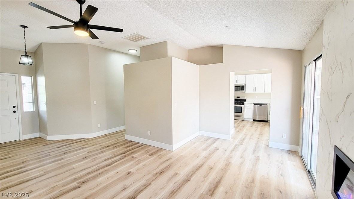 3029 Gulf Breeze Dr - Photo 6 of 25
