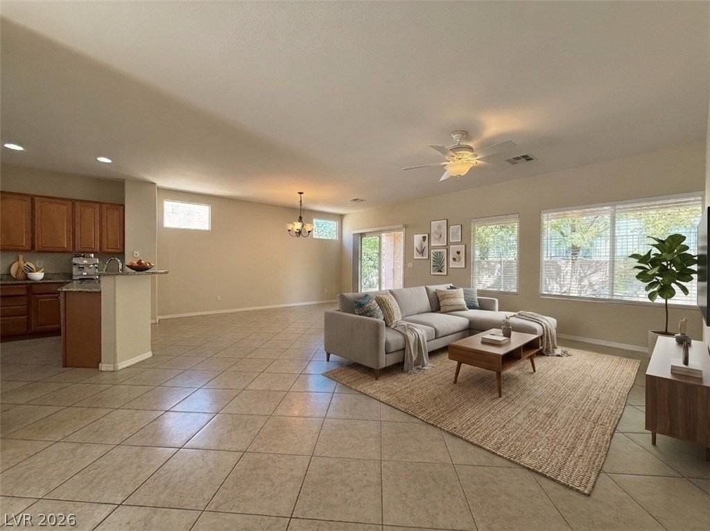 2240 Shadow Canyon Dr - Photo 6 of 38