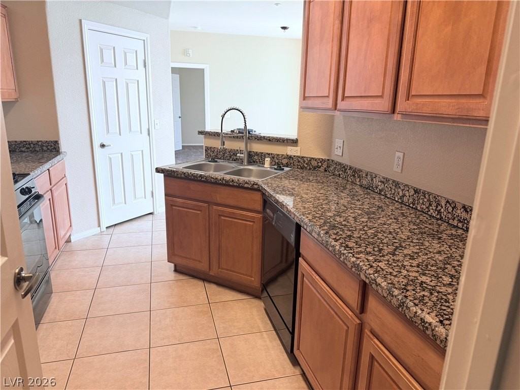 5855 Valley Dr #2094 - Photo 7 of 19