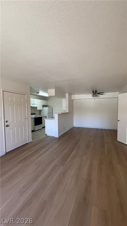 8101 W Flamingo Rd #1140 - Photo 2 of 18