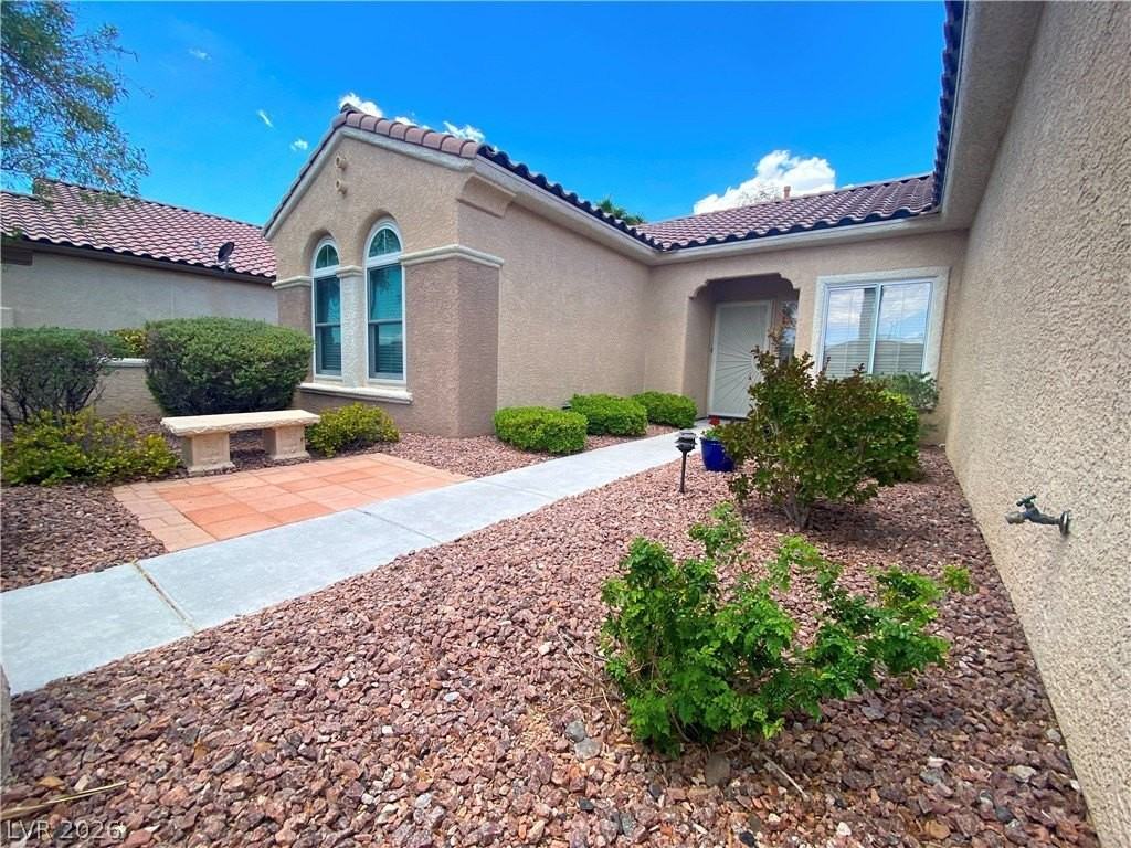 3022 Seaford Peak Dr - Photo 2 of 28