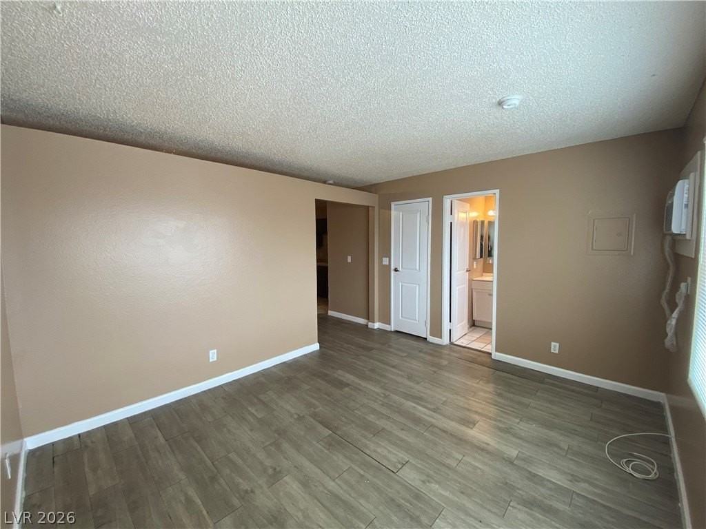 305 N 10th St #14 - Photo 4 of 10