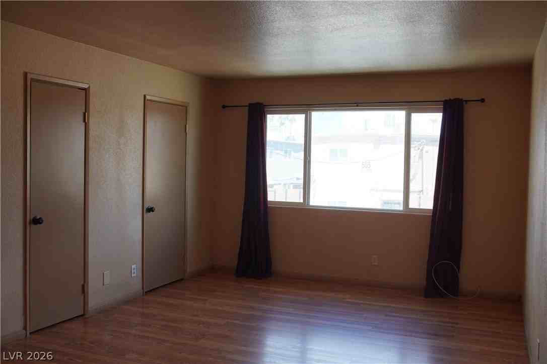 506 Mckellar Cir #4 - Photo 4 of 12